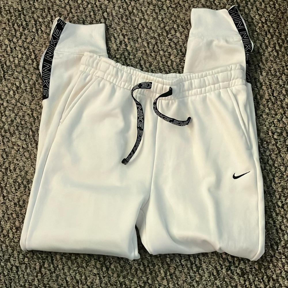 Nike White Sweatpants with Tapered Ankles